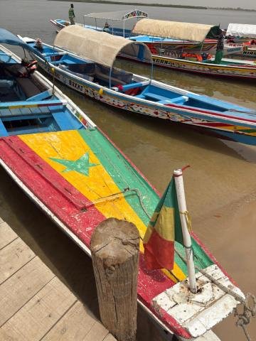 Senegal em destaque: Cores, cultura e tradição à beira do rio